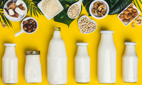 Laptele de vacă sau alternativele vegetale? O alegere importantă pentru sănătate și stil de viață. Laptele de vacă sau alternativele vegetale? O alegere importantă pentru sănătate și stil de viață.