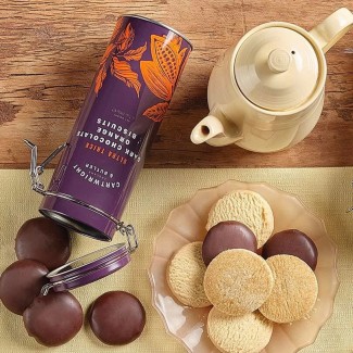 Biscuiți cu Ciocolată Neagră și Portocale în cutie metalică 190g Cartwright & Butler Biscuiți cu Ciocolată Neagră și Portocale în cutie metalică 190g Cartwright & Butler