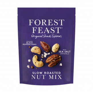 Mix de Nuci cu Sare de Mare și Piper Negru 120g Forest Feast  Mix de Nuci cu Sare de Mare și Piper Negru 120g Forest Feast