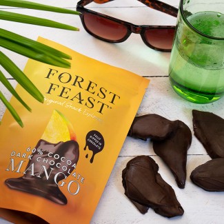 Mango învelit în Ciocolată Belgiană Neagră 60% 100g Forest Feast Mango învelit în Ciocolată Belgiană Neagră 60% 100g Forest Feast