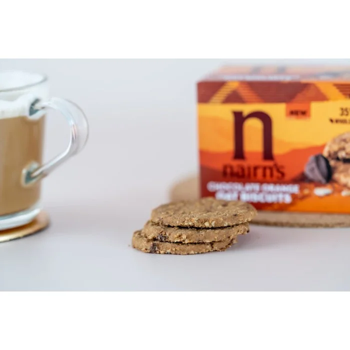 Biscuiți din ovăz integral cu ciocolată și portocală 200G Nairn's