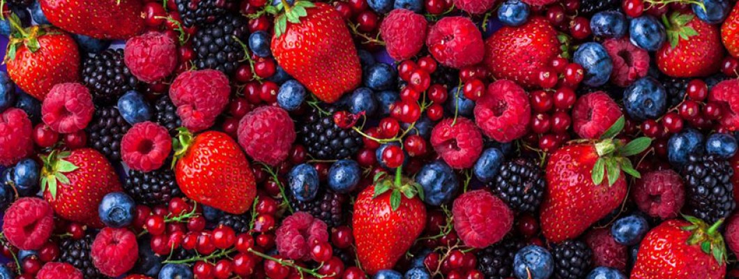 10 motive pentru a manca fructe de padure in fiecare zi