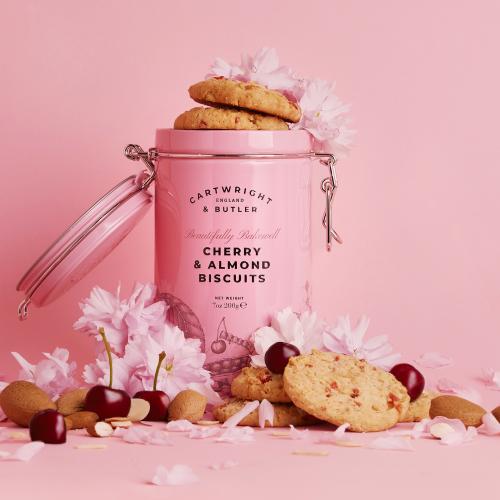 Biscuiti cu Cirese si Migdale in cutie metalica 200g Cartwright & Butler